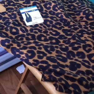 Women's leopard print leggings Size 2X Plus NWT
